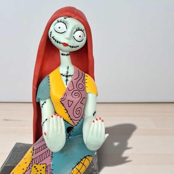 Sally - Nightmare B4 Christmas Cable Guys Phone & Game Controller Holder Stand - Picture 2 of 7